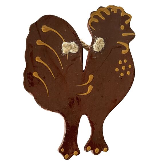 Foltz Pottery Pennsylvania Chicken Wall Hanging 9" Tall Right Facing Terracotta - Picture 1 of 7
